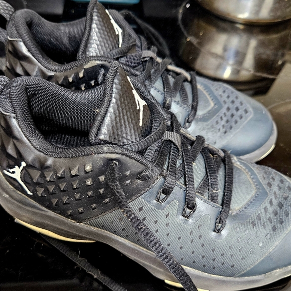 Jordan Kids Black and Gray Sneakers - Picture 1 of 4